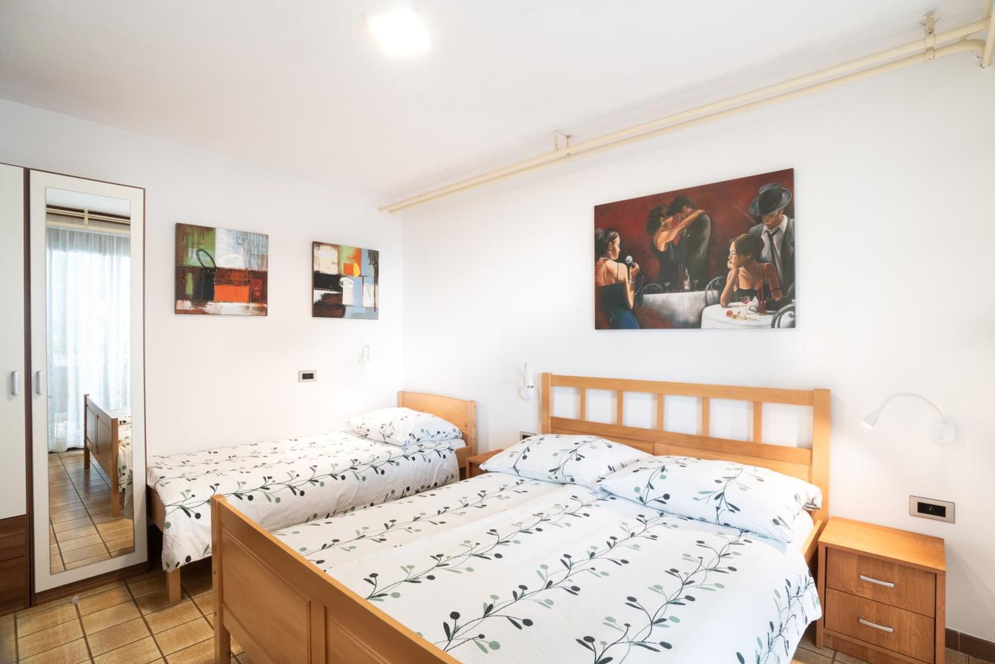 Apartments Vila Toni Portorož Buitenkant foto