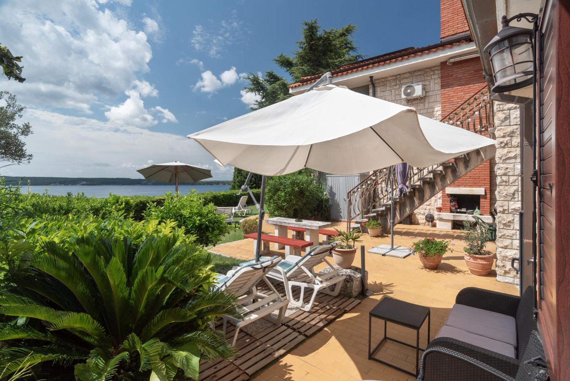 Apartments Vila Toni Portorož Buitenkant foto