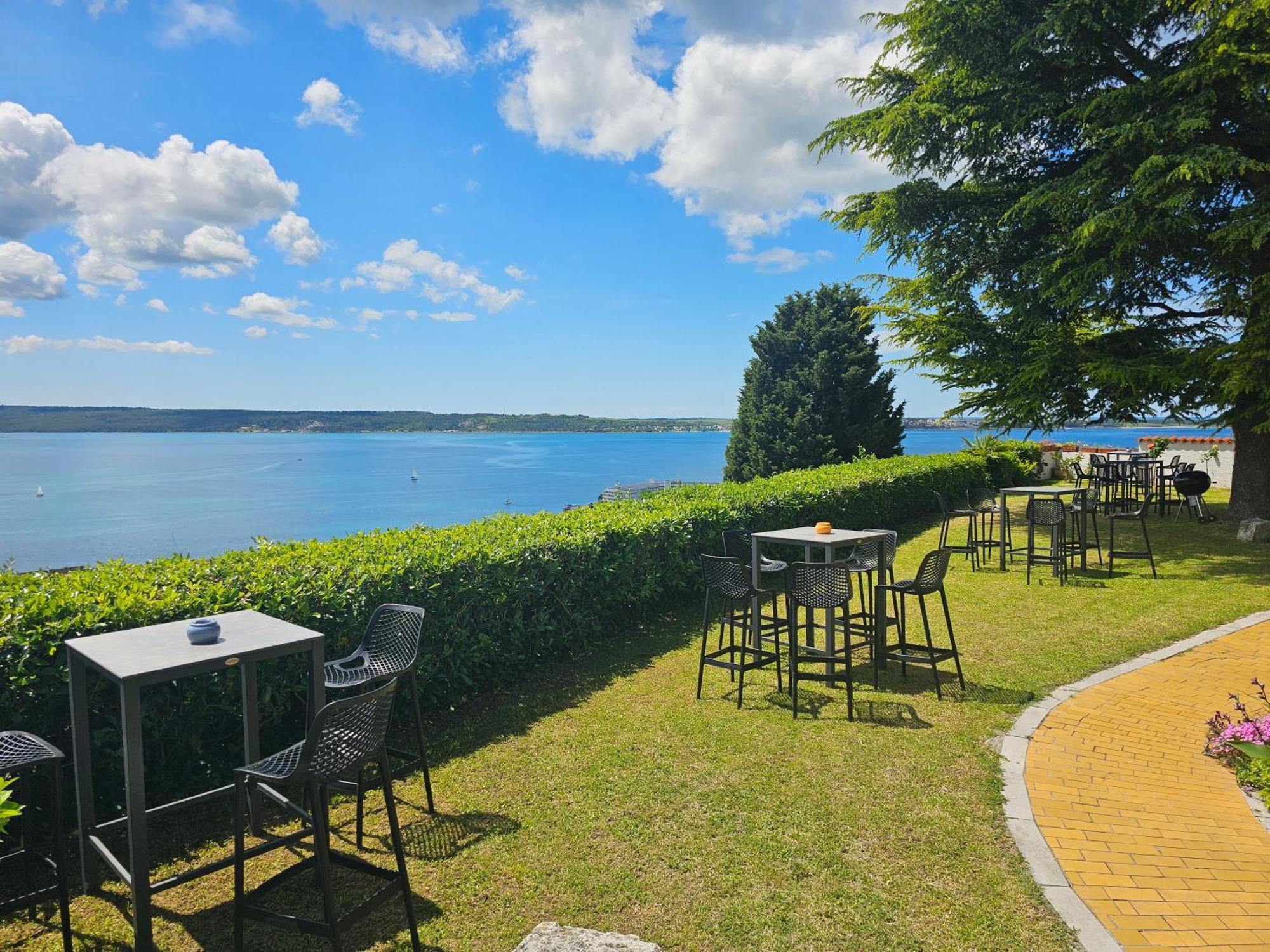 Apartments Vila Toni Portorož Buitenkant foto