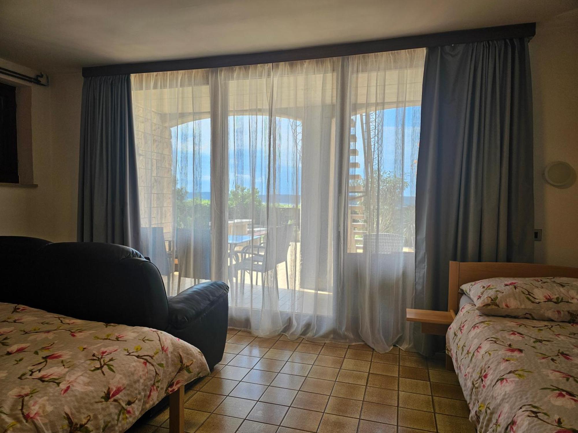 Apartments Vila Toni Portorož Buitenkant foto